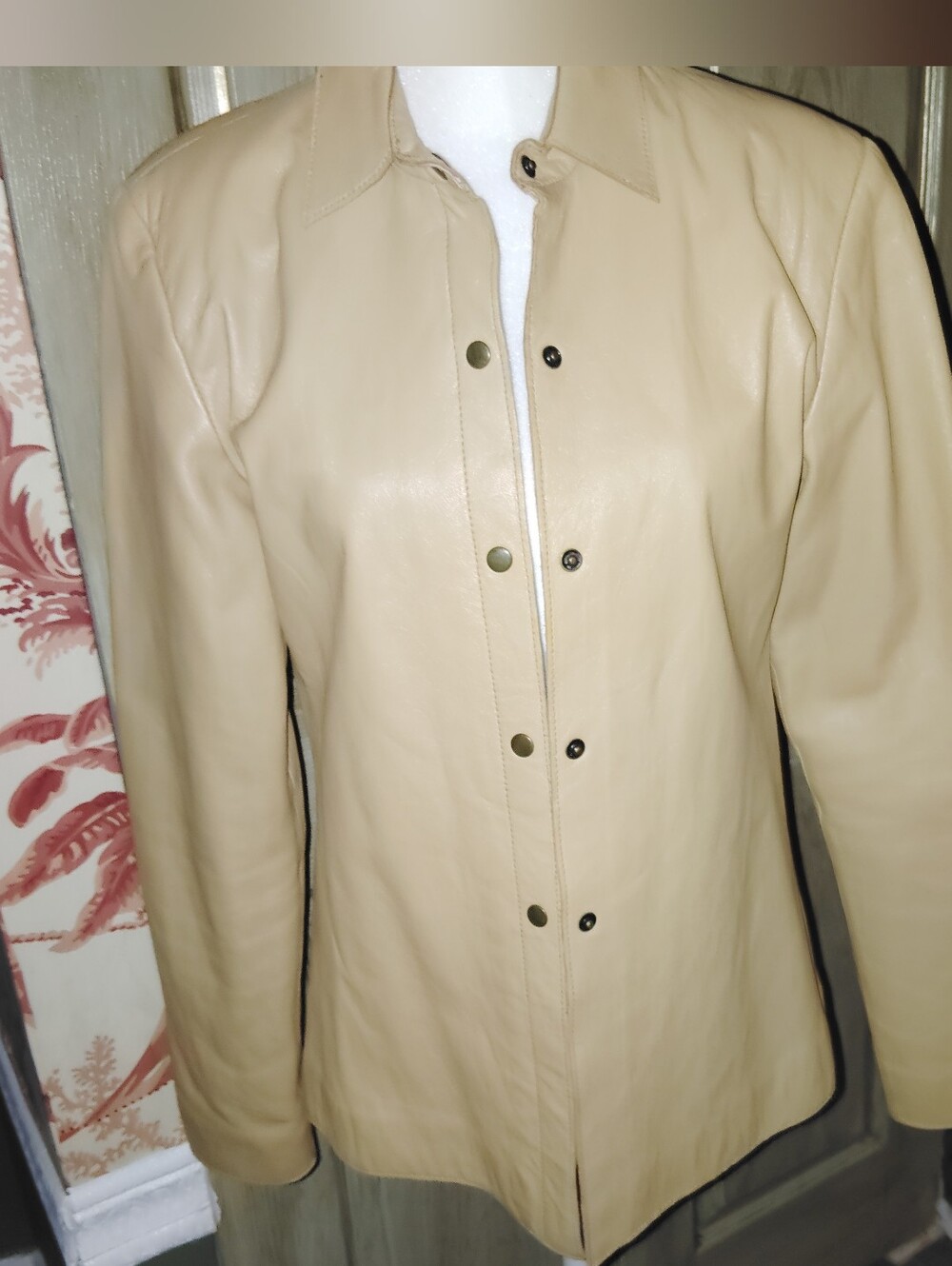 Beige Tan Leather Shirt Jacket By John Carlisle VGUC Sz S